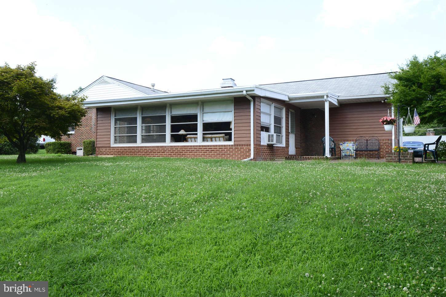 918 Rambling Drive Baltimore, MD 21228 - Photo 24 of 25 Exterior Rear