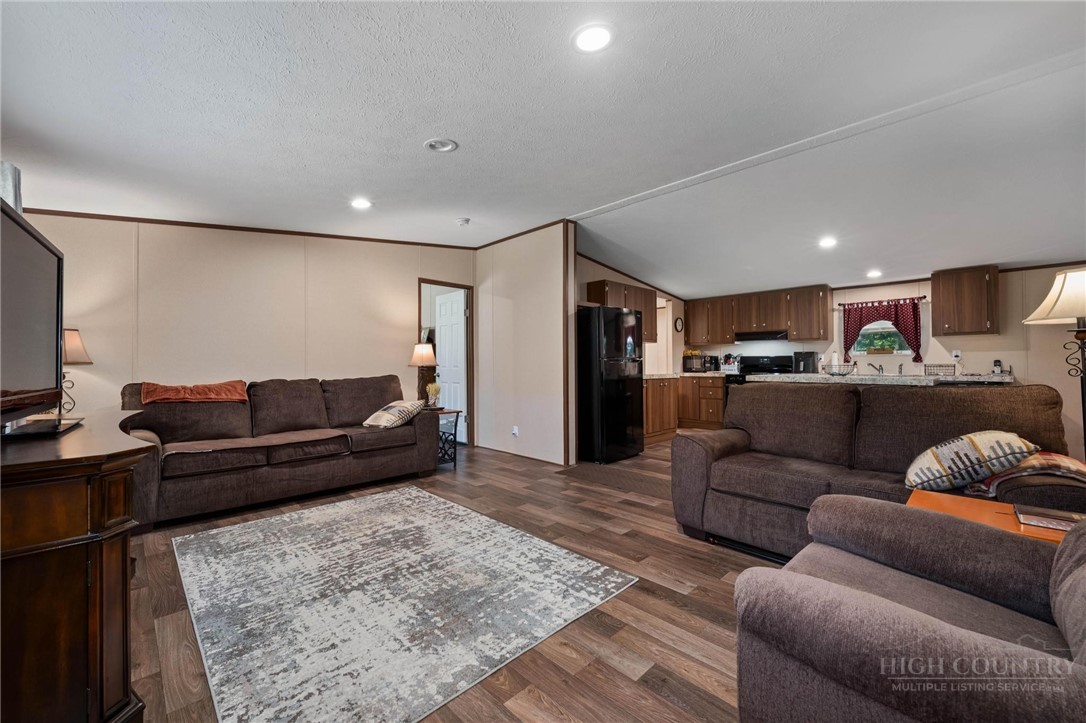 338 Pottertown Road Todd, NC 28684 - Photo 6 of 43 Gallery Image 6