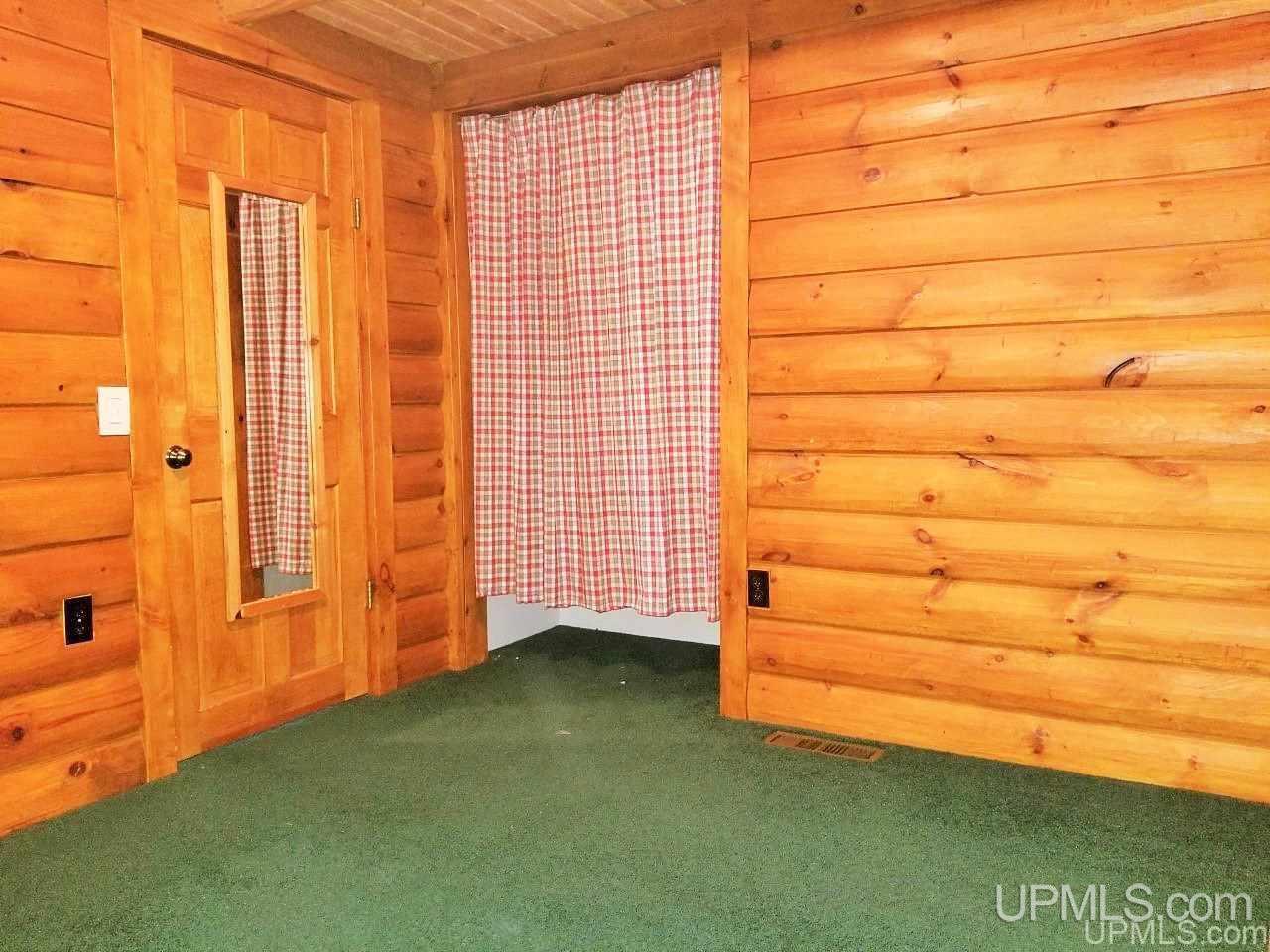 11000 Lily Lk Road Manistique, MI 49854 - Photo 15 of 34