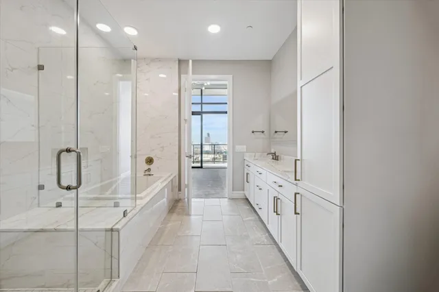 $8,475 | 9757 Katy Freeway, Unit 2604, Houston, TX 77024