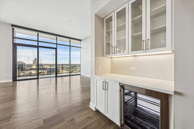 $8,475 | 9757 Katy Freeway, Unit 2604, Houston, TX 77024