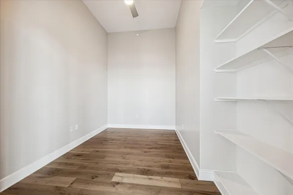 $7,985 | 9757 Katy Freeway, Unit 2604, Houston, TX 77024