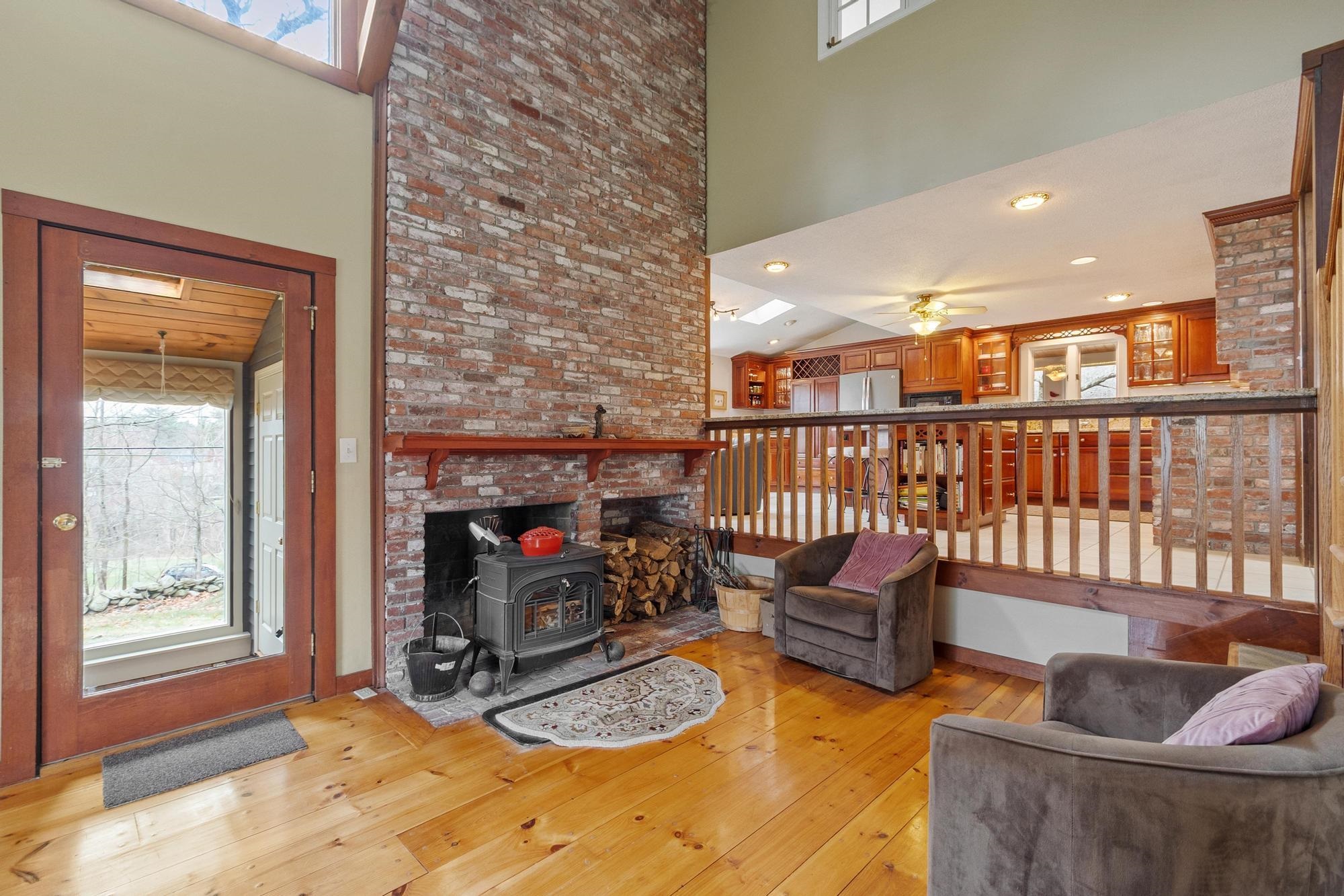76 English Range Road Derry, NH 03038 - Photo 20 of 60 Gallery Image 20