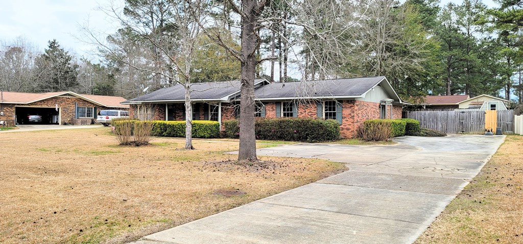 126 Bruner Road Dothan, AL 36301 - Photo 4 of 47