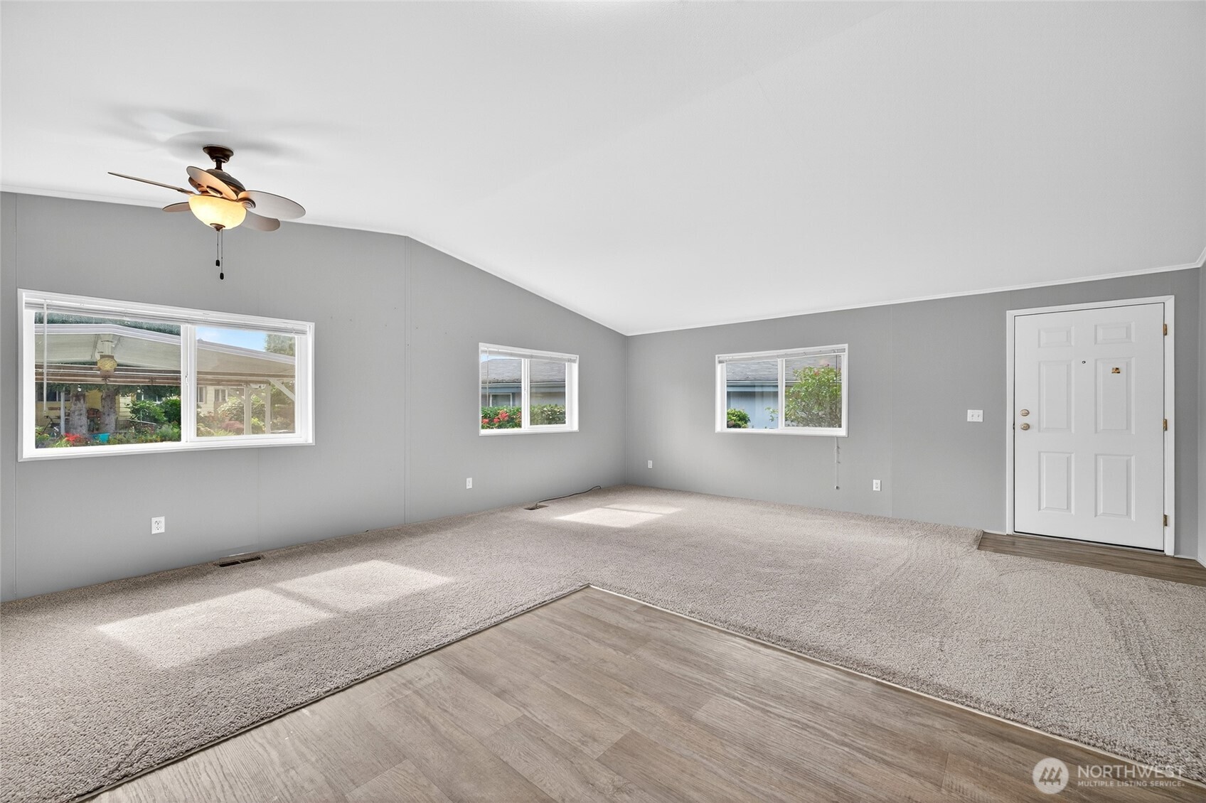23825 15th Avenue Southeast, Unit 93 Bothell, WA 98021 - Photo 20 of 34 a view of an empty room with a window