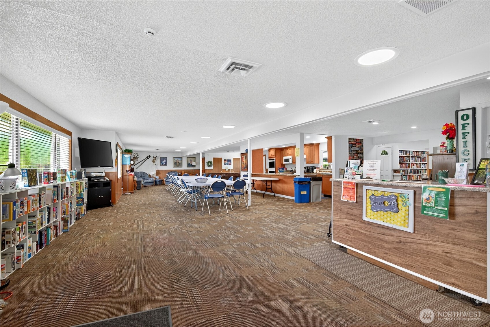 23825 15th Avenue Southeast, Unit 93 Bothell, WA 98021 - Photo 28 of 34 a living room with lots of furniture and lots of furniture