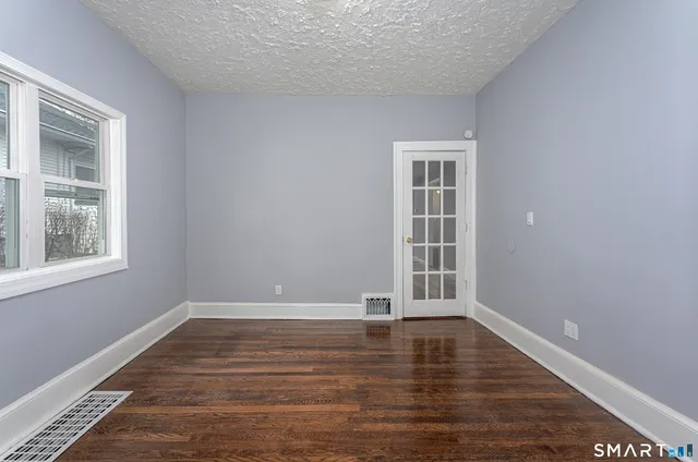 $339,999 | 87 Melrose Avenue, Waterbury, CT 06705