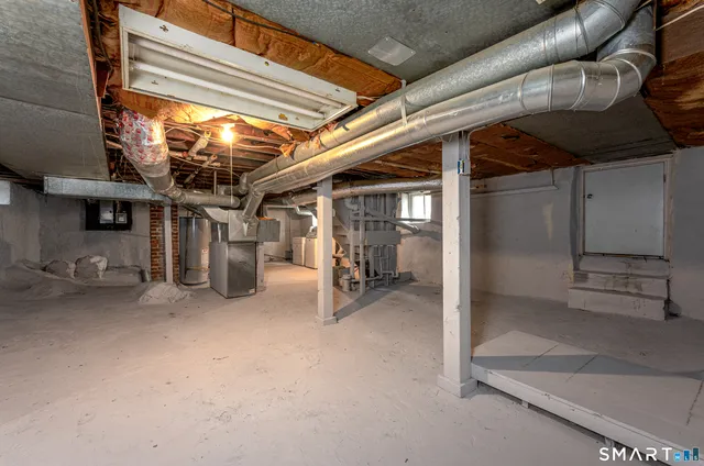 $339,999 | 87 Melrose Avenue, Waterbury, CT 06705