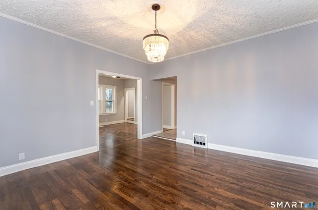 $339,999 | 87 Melrose Avenue, Waterbury, CT 06705