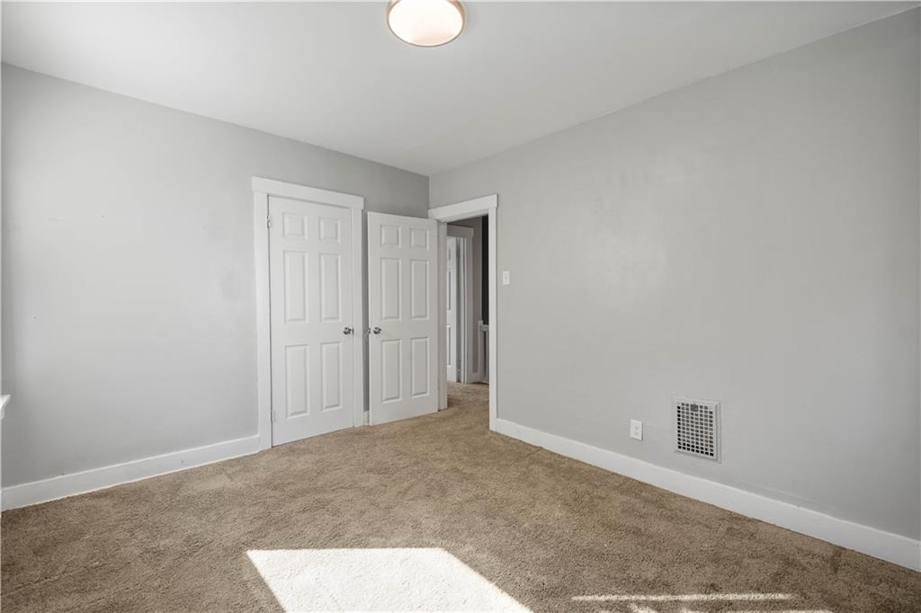 243 Castle Shannon Boulevard, Unit 243 Pittsburgh, PA 15228 - Photo 15 of 26 a view of an empty room