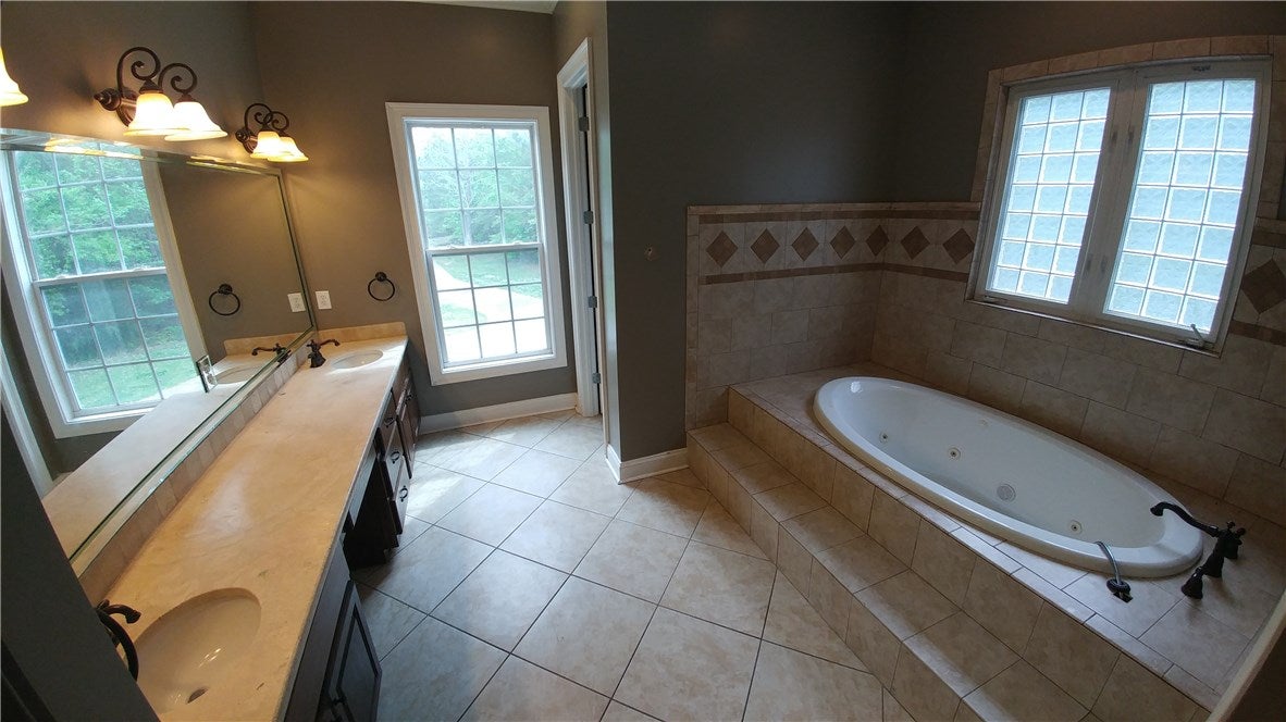 2703 Old Columbus Road Opelika, AL 36804 - Photo 16 of 37 Gallery Image 16