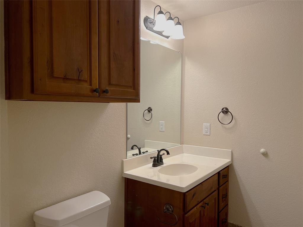 420 West Franklin Street, Unit 15 Waxahachie, TX 75165 - Photo 14 of 14
