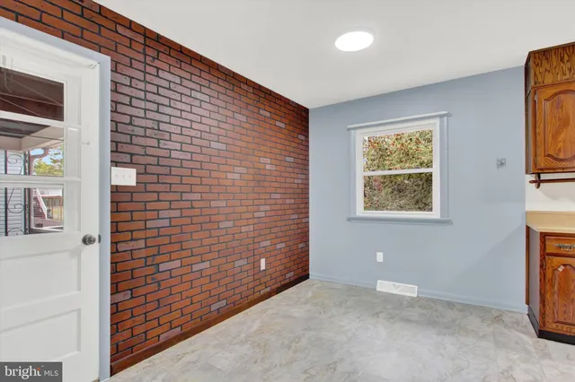 $278,900 | 306 Cottage Street, Waynesboro, PA 17268