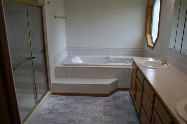6415 South Dearborn Road Spokane, WA 99223 - Photo 8 of 9