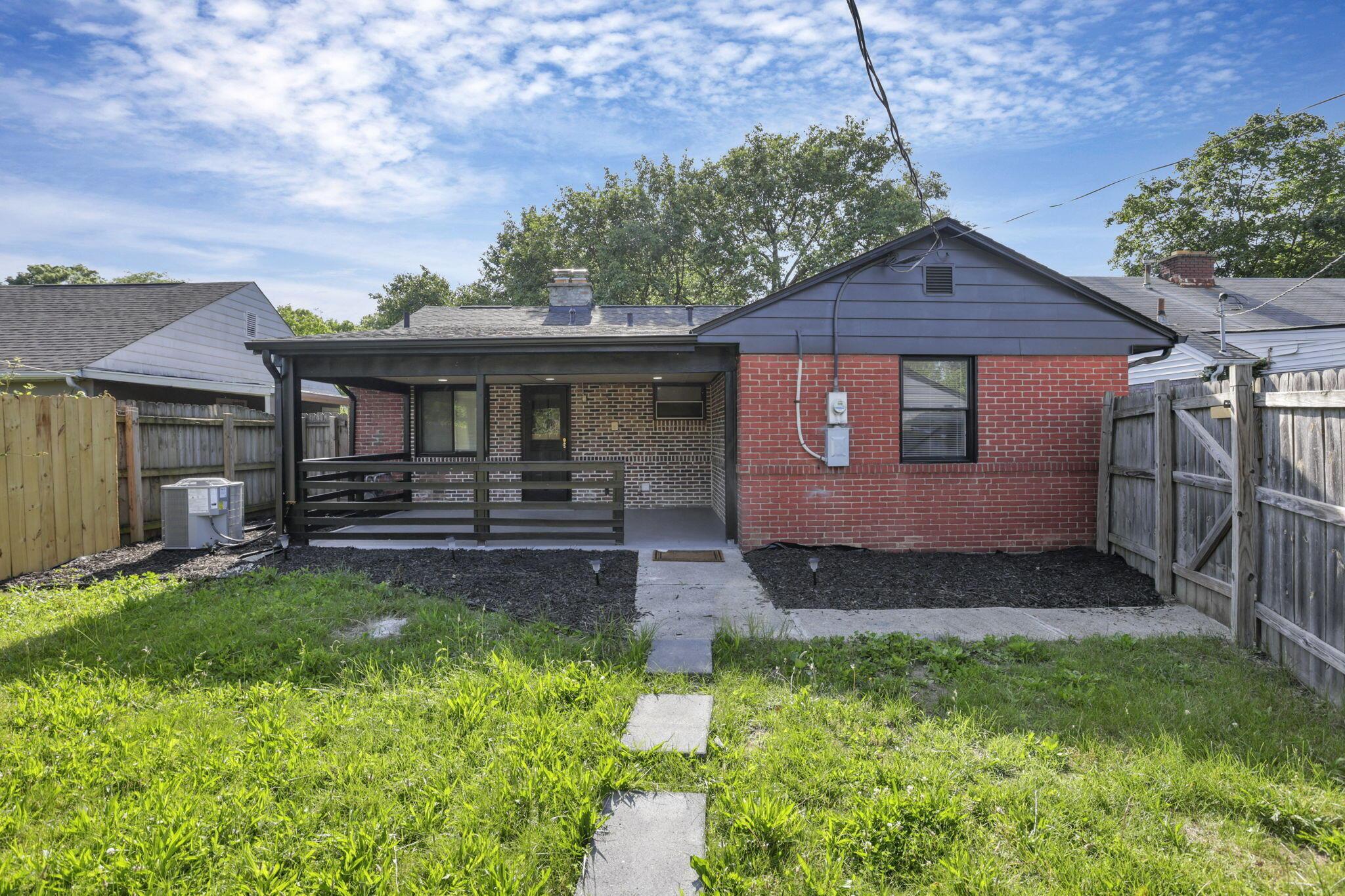 86 North Ashburton Road Columbus, OH 43213 - Photo 33 of 35