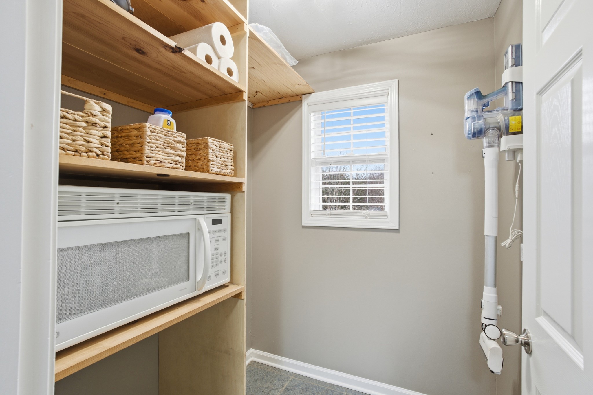 1266 Porter Morris Road Chapmansboro, TN 37035 - Photo 13 of 46 Gallery Image 13