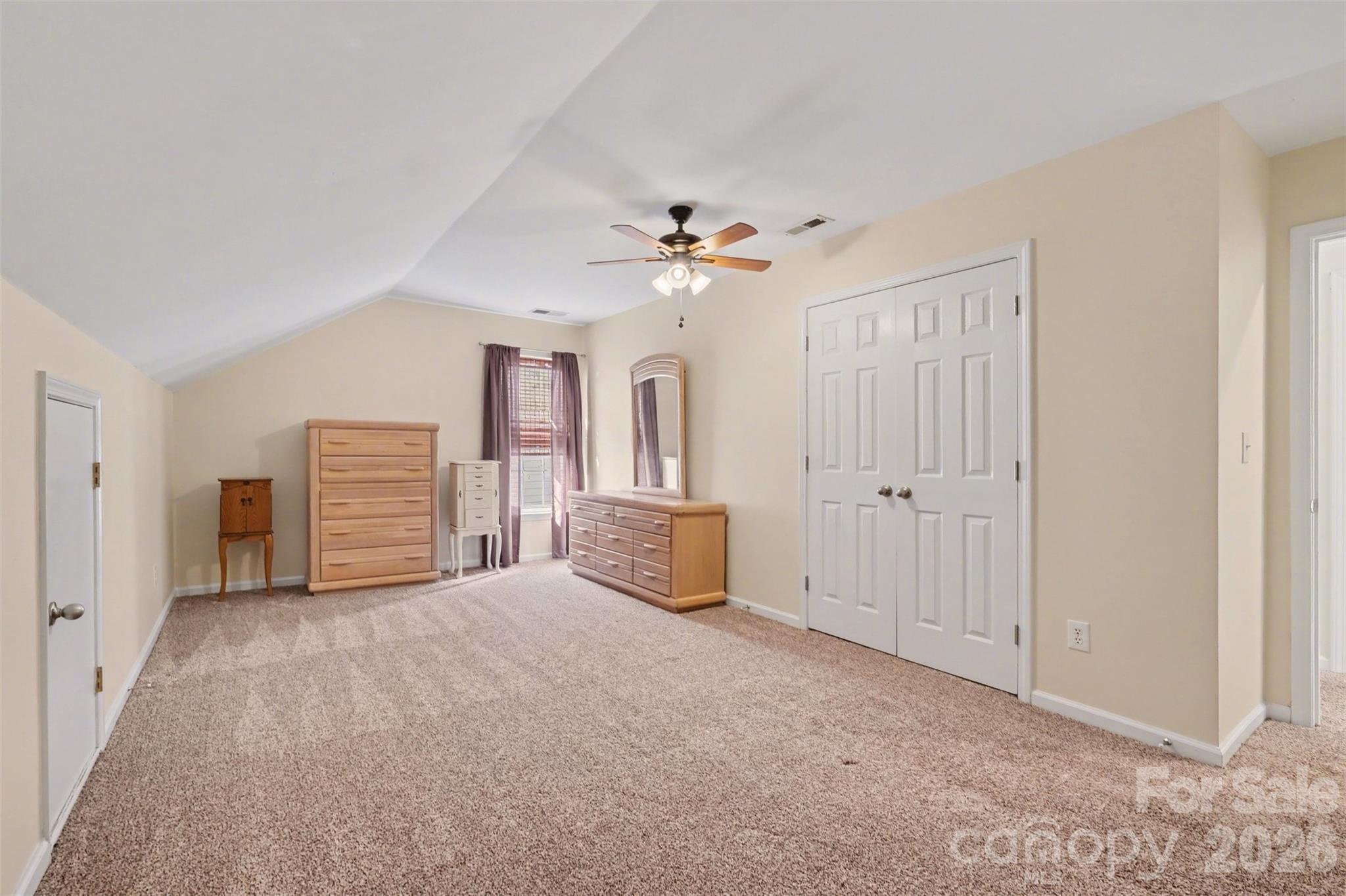 523 Whitehead Court Fort Mill, SC 29708 - Photo 35 of 48 a view of a livingroom with a ceiling fan