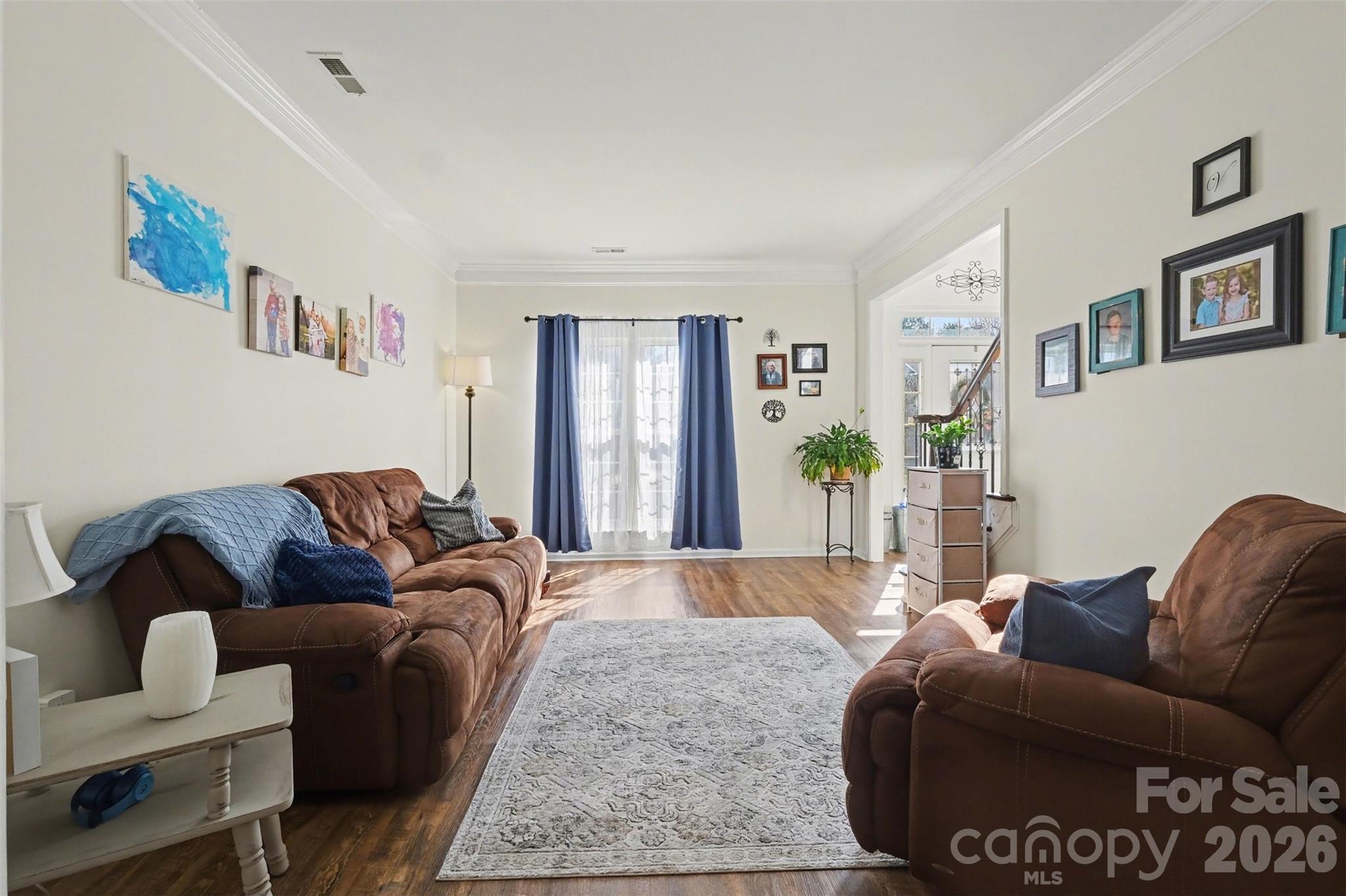 523 Whitehead Court Fort Mill, SC 29708 - Photo 7 of 48 a living room with furniture