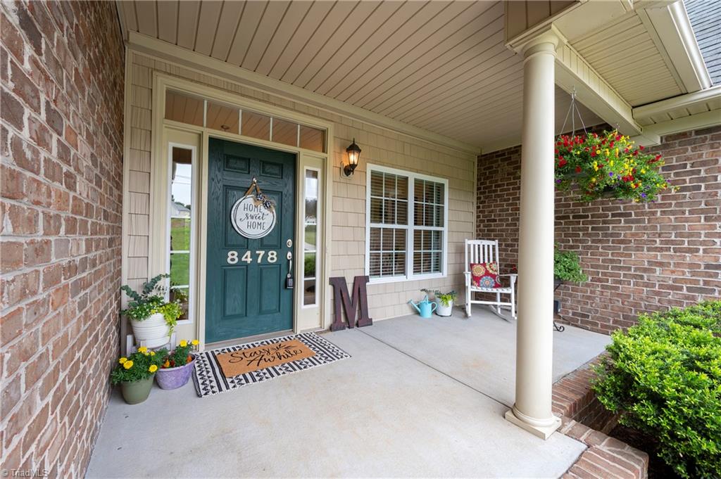 8478 Circle Drive Rural Hall, NC 27045 - Photo 2 of 34 Gallery Image 2