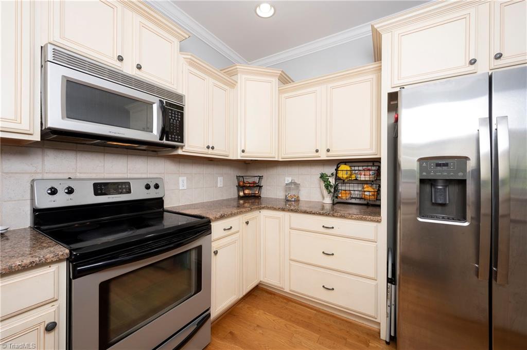 8478 Circle Drive Rural Hall, NC 27045 - Photo 10 of 34 Gallery Image 10