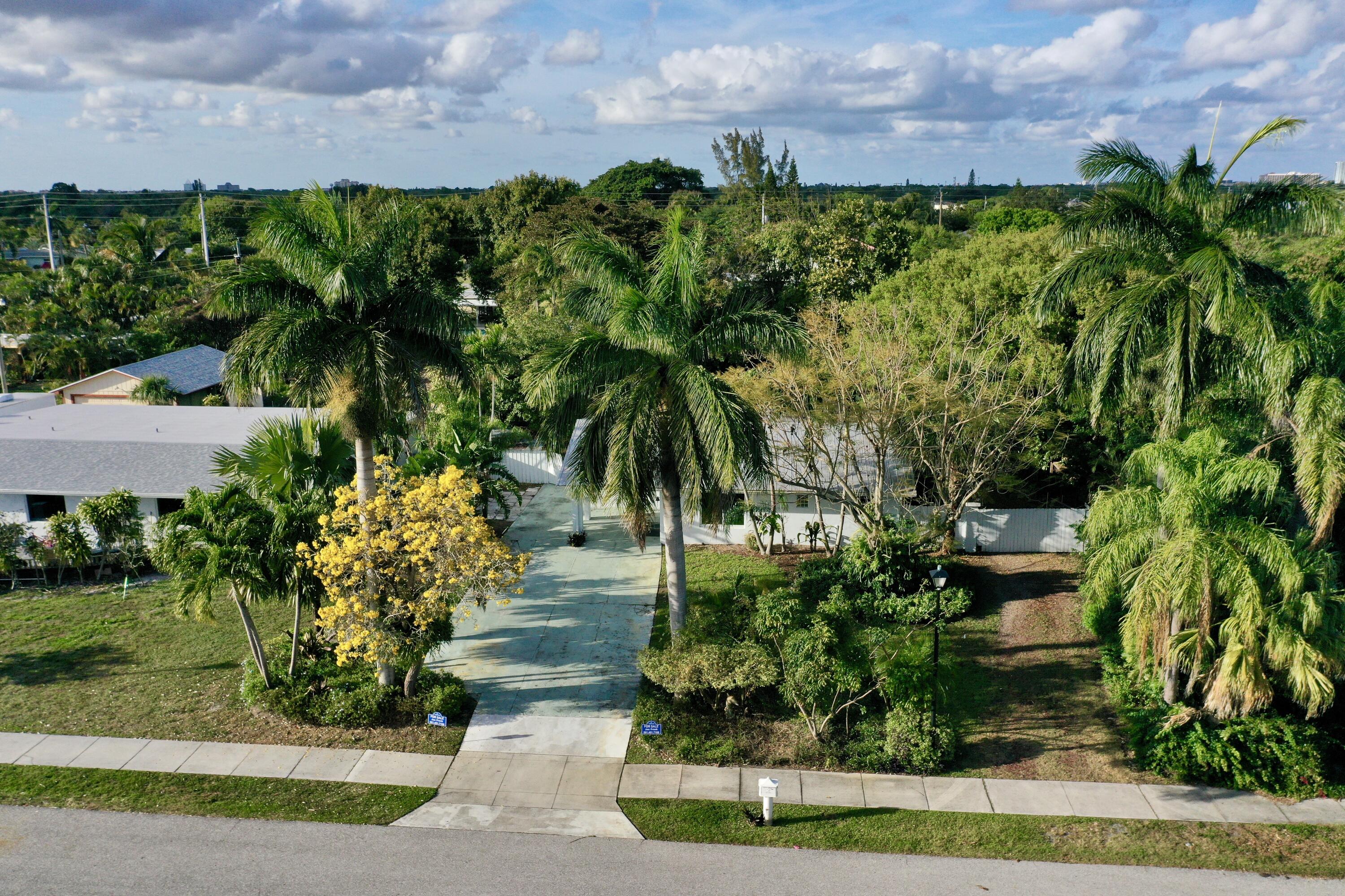2593 Honey Road North Palm Beach, FL 33403 - Photo 17 of 30 DJI_0266