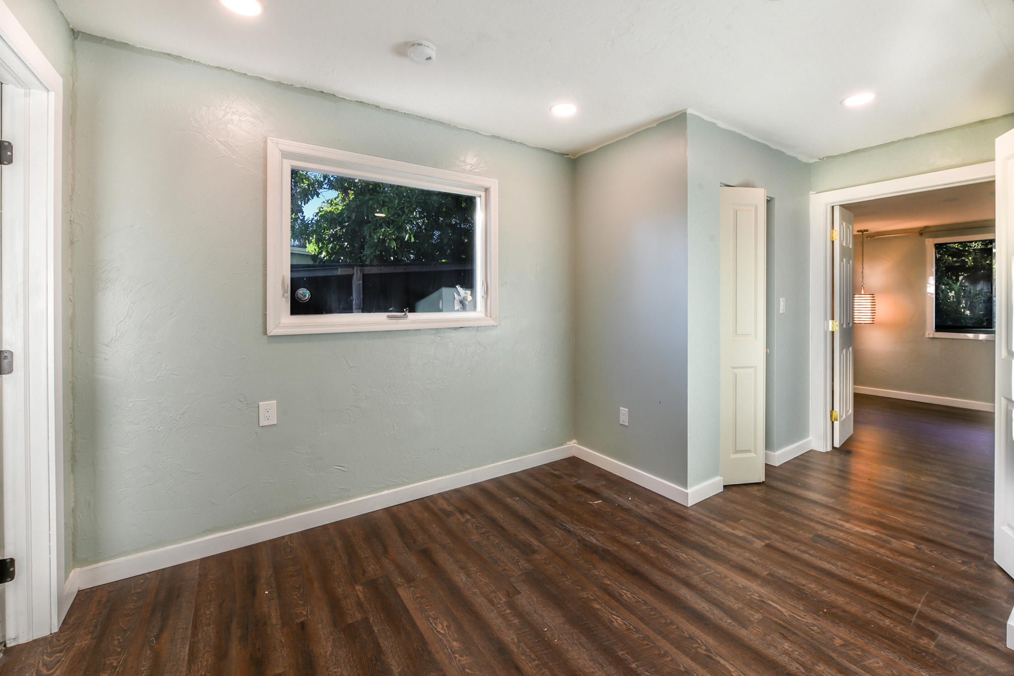 2593 Honey Road North Palm Beach, FL 33403 - Photo 7 of 30 MBdrm
