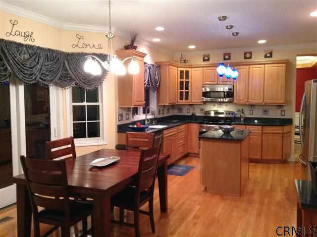 20 Birch Hill Road Clifton Park, NY 12019 - Photo 4 of 25 Photo 4