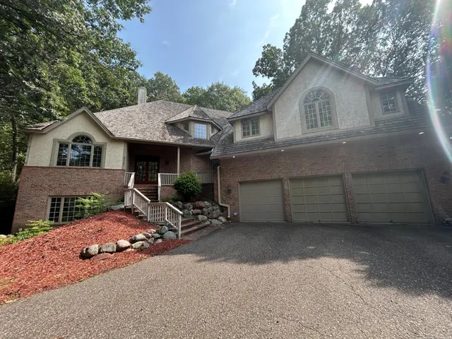 $1,295,000 | 6323 Timber Trail, Edina, MN 55439