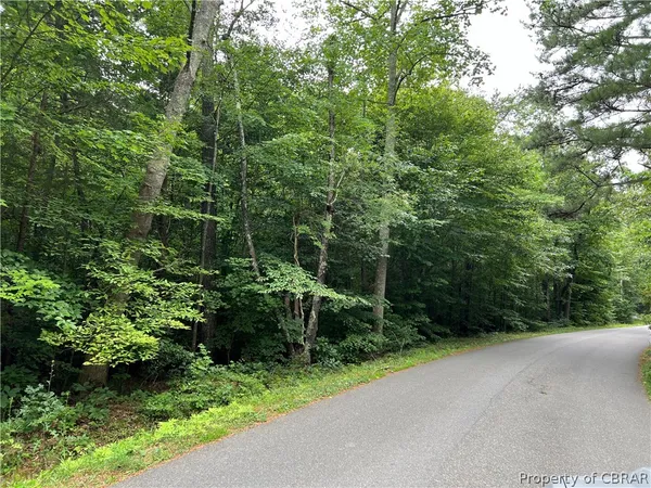 $37,500 | 0 Oakes Landing Road, Saluda, VA 23149