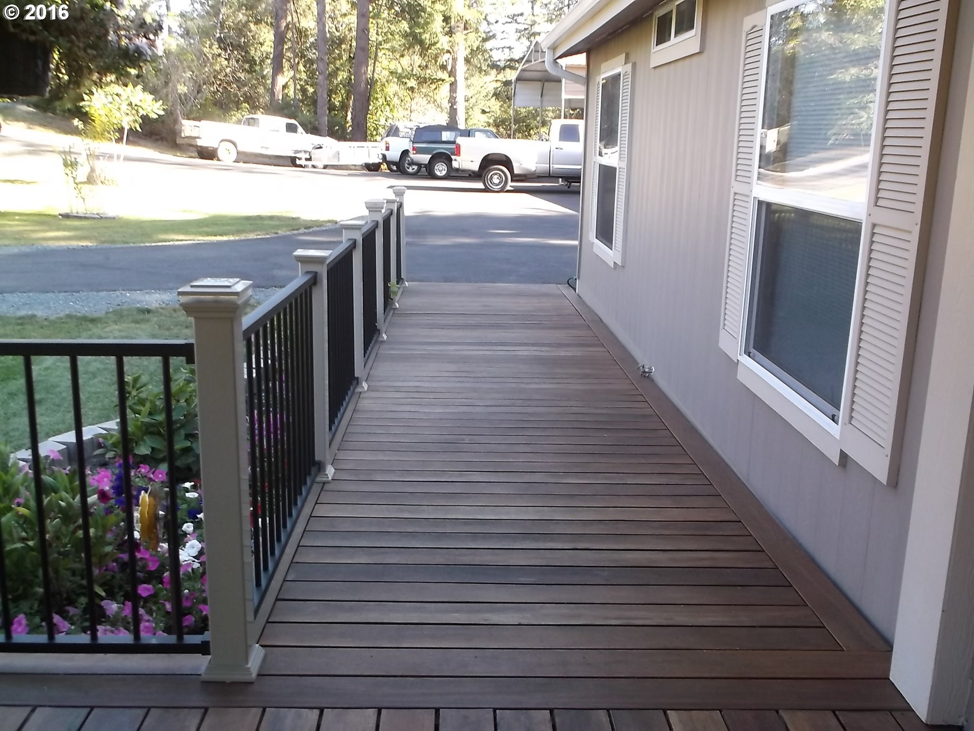 98220 Bridge Lane Myrtle Point, OR 97458 - Photo 13 of 32