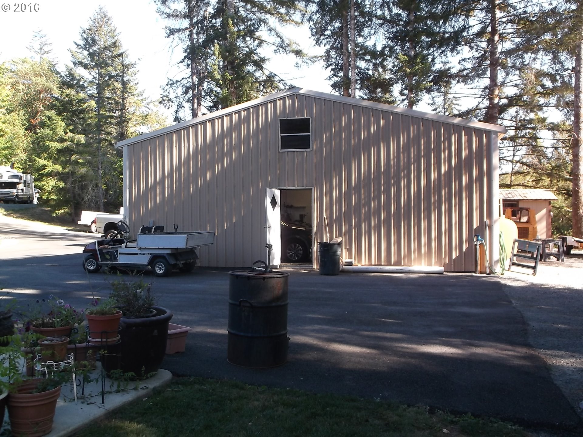 98220 Bridge Lane Myrtle Point, OR 97458 - Photo 16 of 32