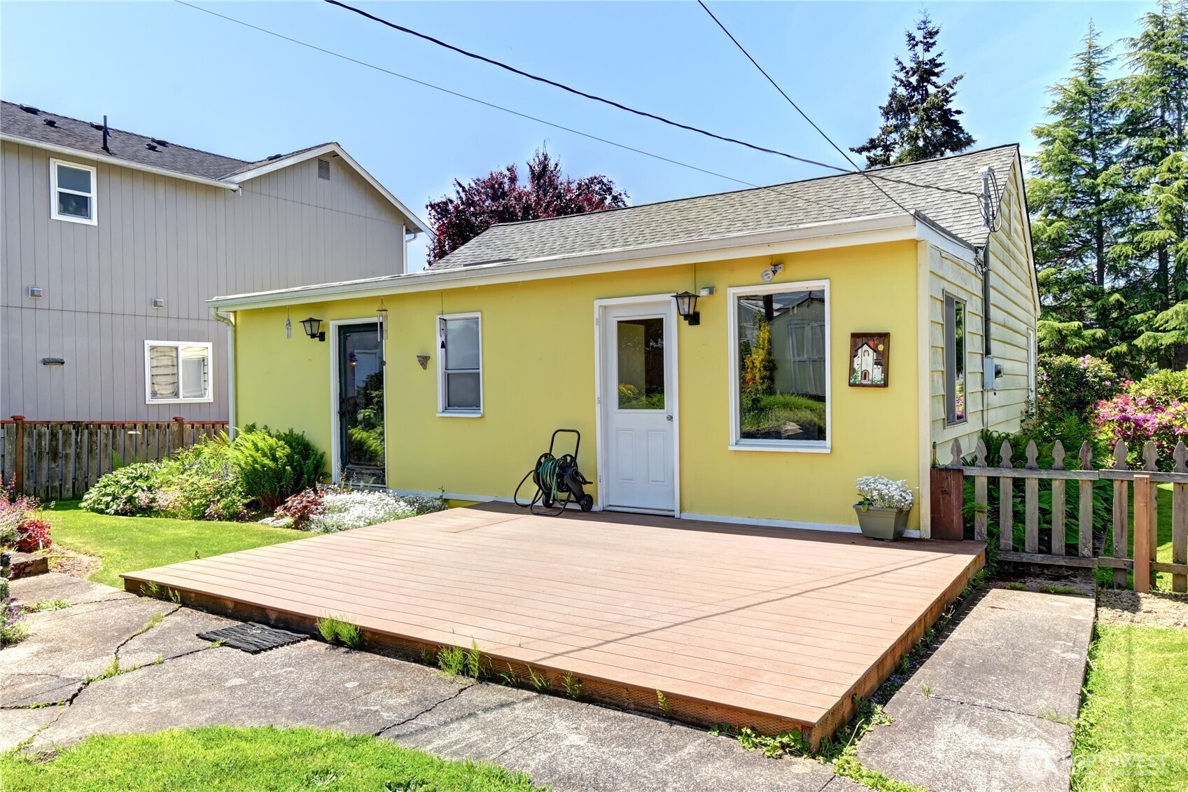 1327 Maple Street Everett, WA 98201 - Photo 21 of 31