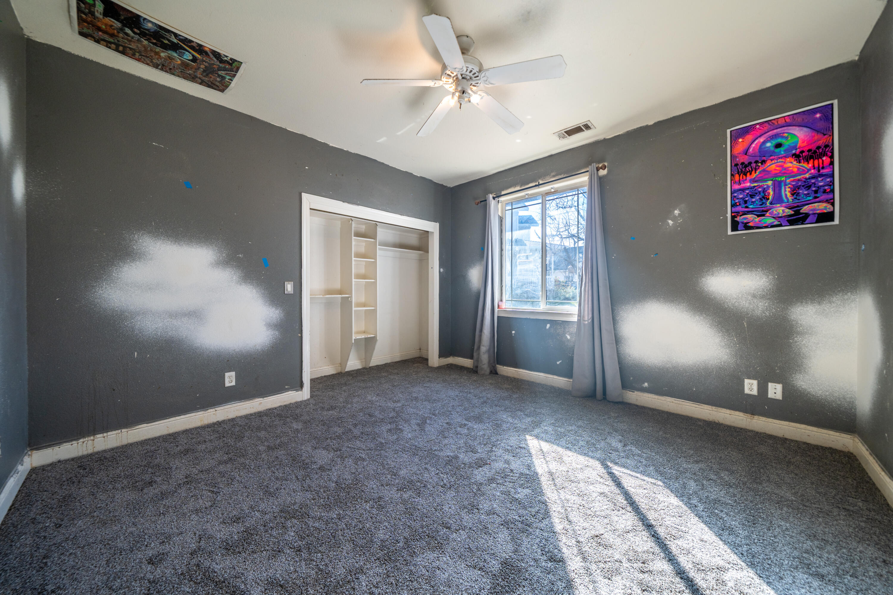 2199 Princeton Way Redding, CA 96003 - Photo 19 of 33 Bedroom