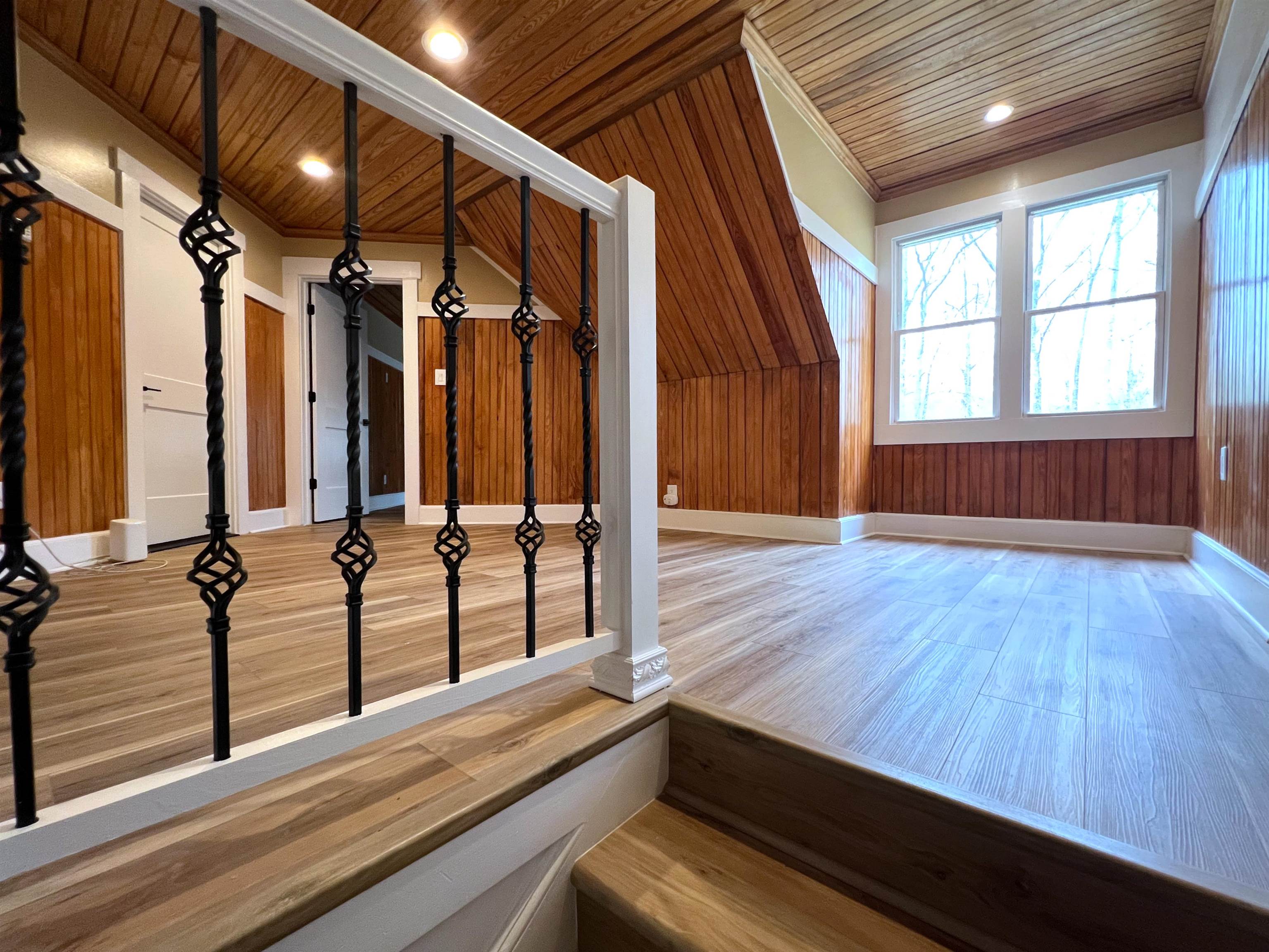 9490 Highway 196 Collierville, TN 38017 - Photo 28 of 40 View coming up the stairs