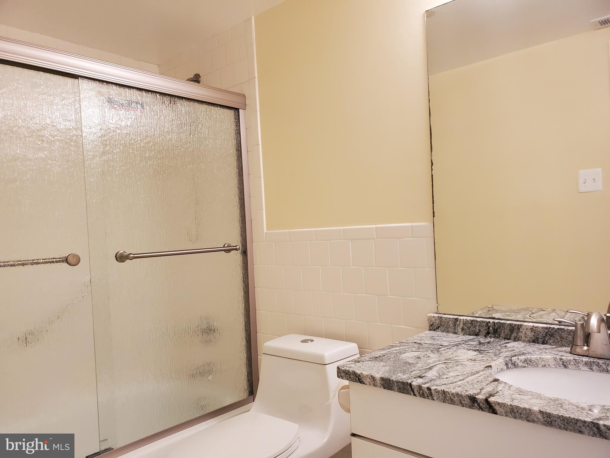 117 Cross Keys Road, Unit R117F Baltimore, MD 21210 - Photo 18 of 34 Gallery Image 18