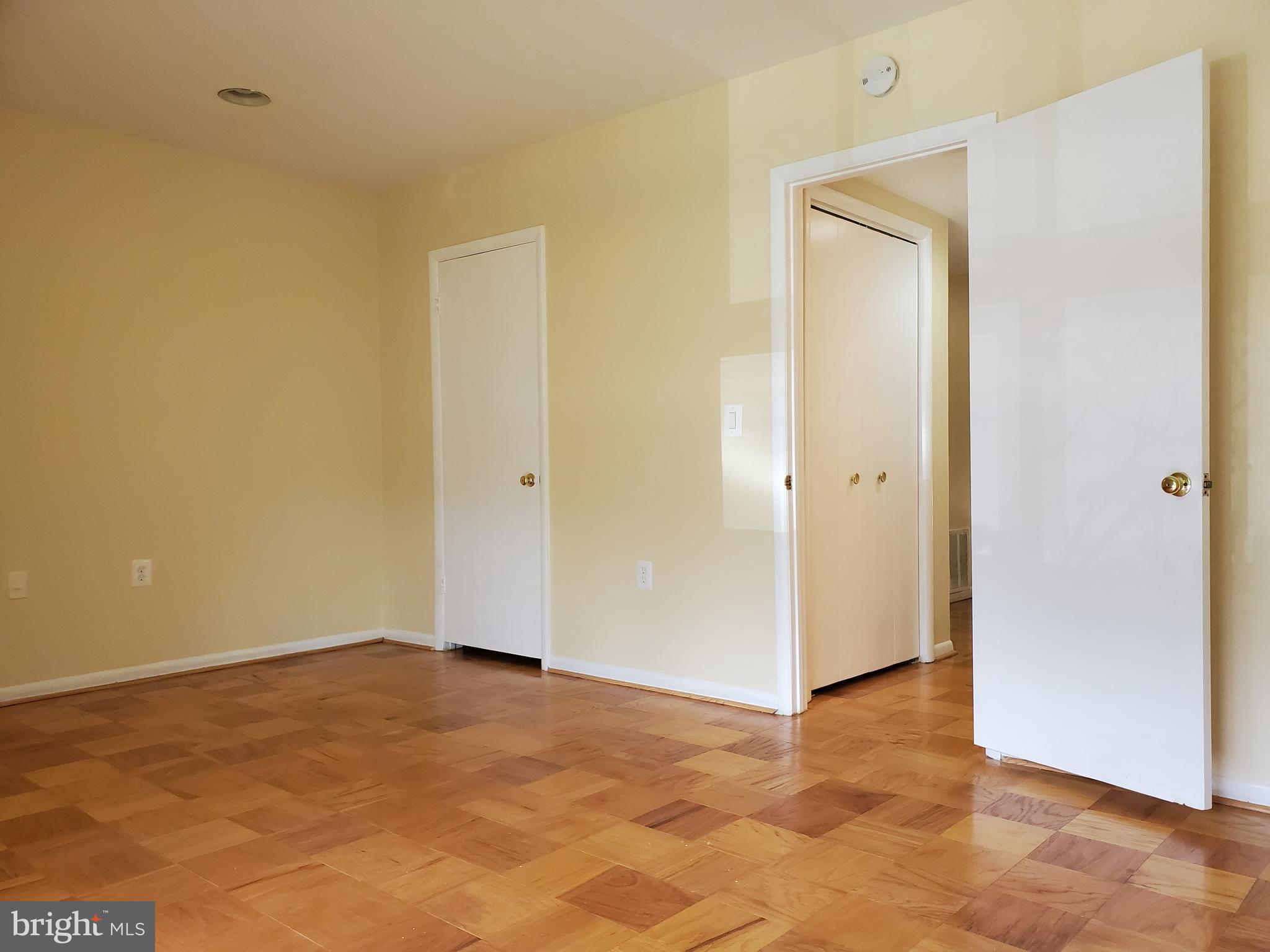 117 Cross Keys Road, Unit R117F Baltimore, MD 21210 - Photo 23 of 34 Bedroom View To Hallway