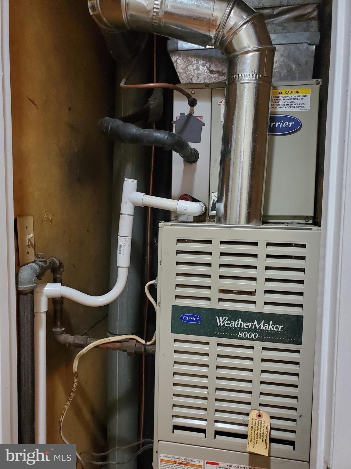 117 Cross Keys Road, Unit R117F Baltimore, MD 21210 - Photo 27 of 34 Quiet Interior Closeted HVAC