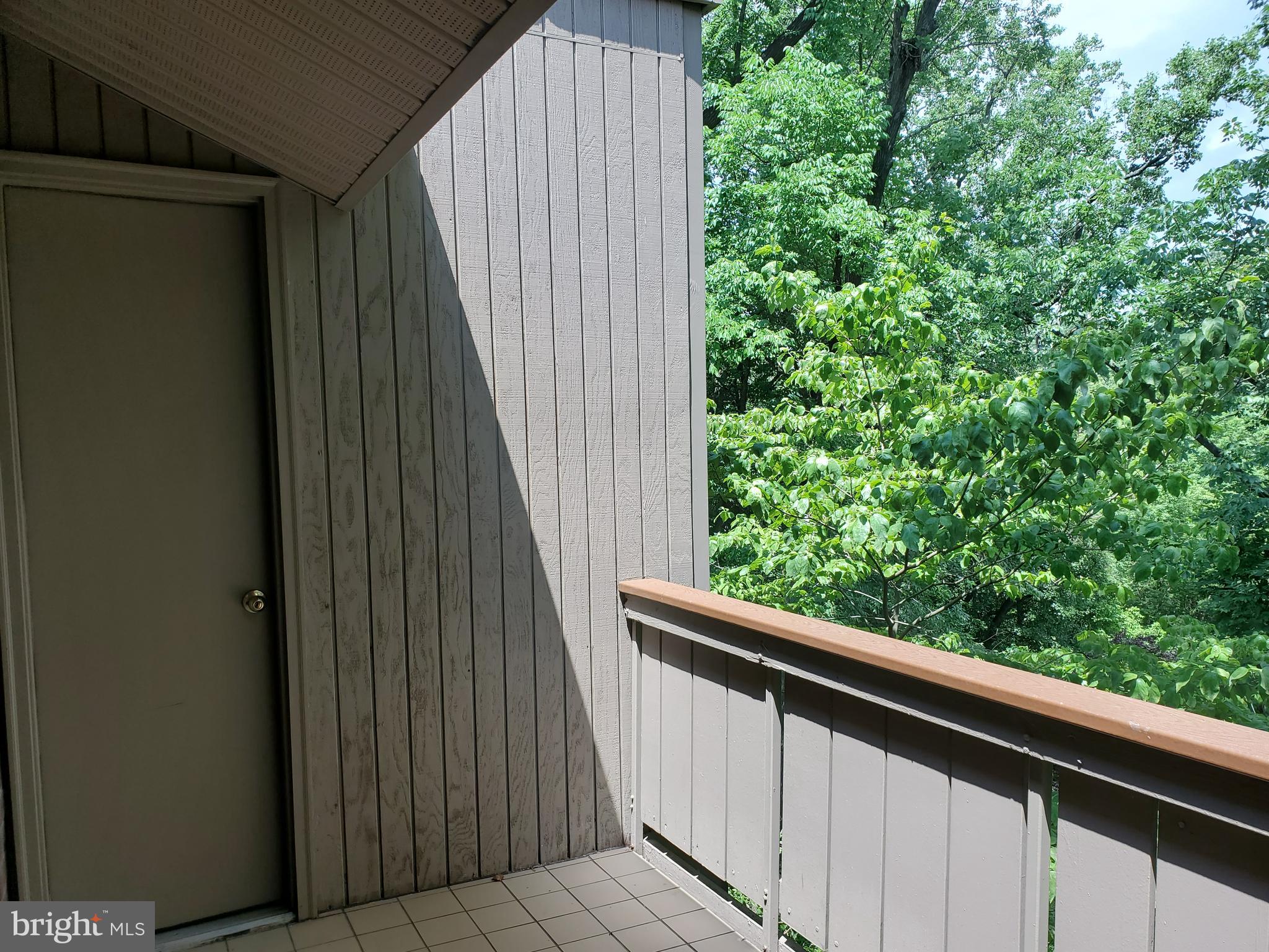 117 Cross Keys Road, Unit R117F Baltimore, MD 21210 - Photo 28 of 34 Private and Quiet Balcony/Fire Exit
