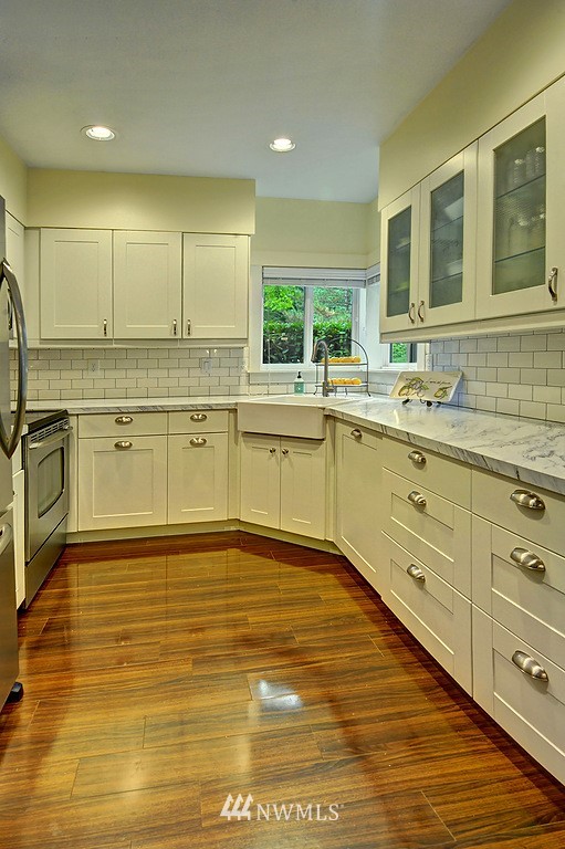 4808 Northeast Sunset Boulevard Renton, WA 98059 - Photo 5 of 18