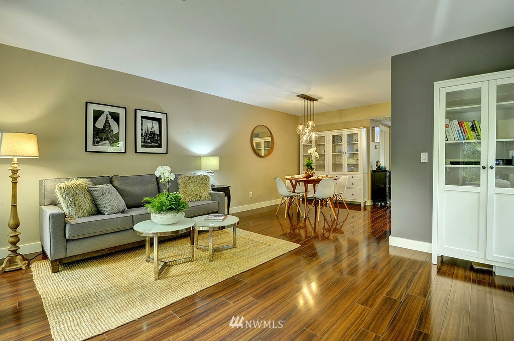 4808 Northeast Sunset Boulevard Renton, WA 98059 - Photo 8 of 18