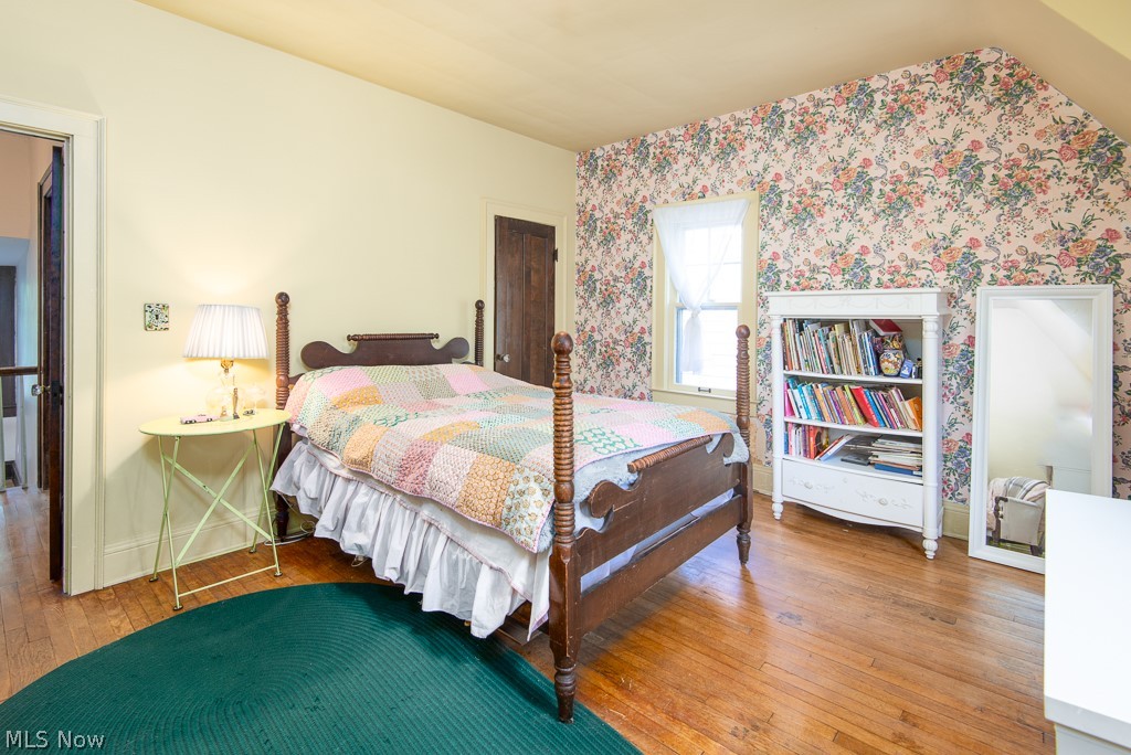 3140 Warrington Road Cleveland, OH 44120 - Photo 21 of 32
