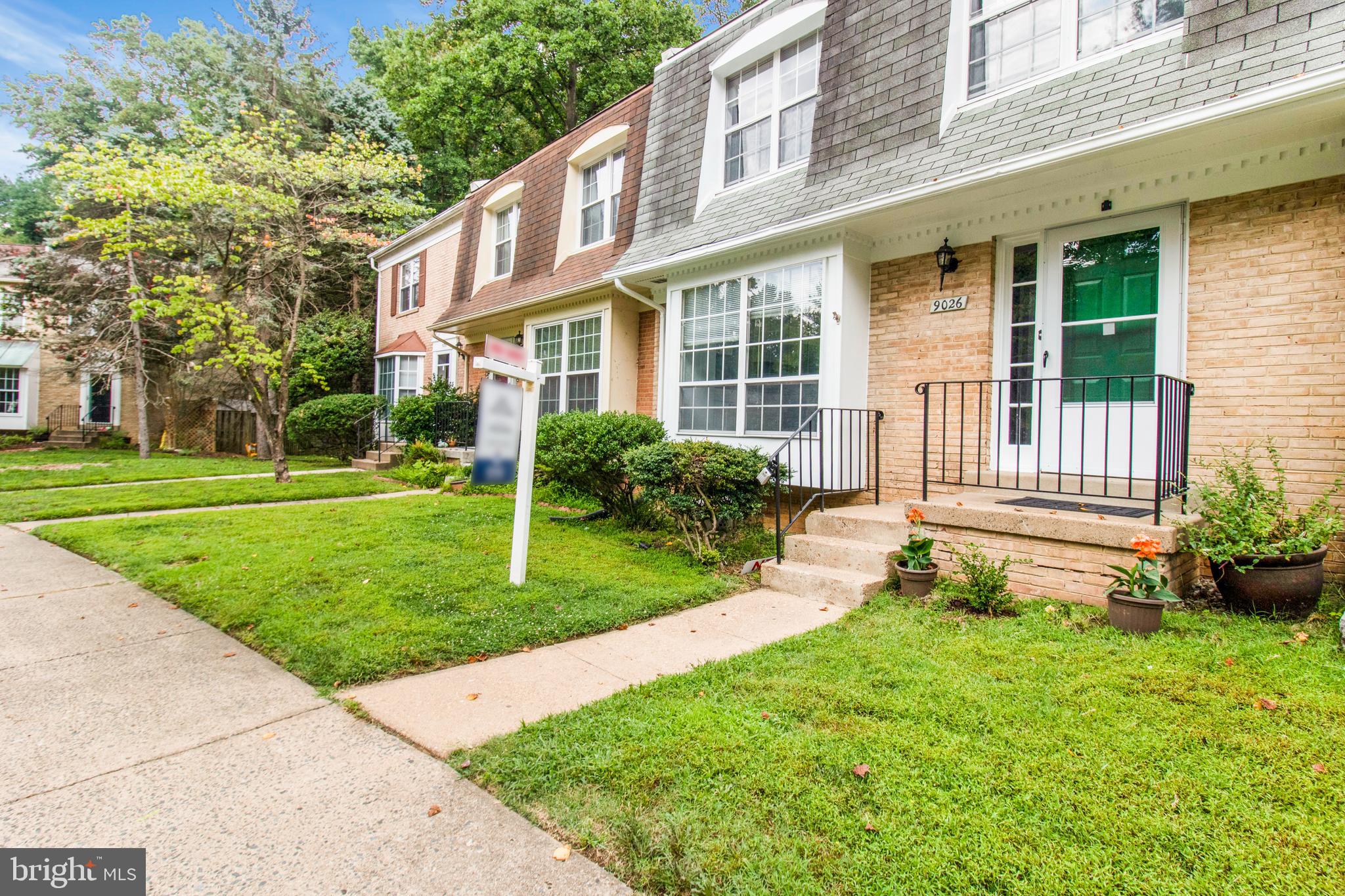 9026 Fox Grape Lane Springfield, VA 22152 - Photo 3 of 58 Gallery Image 3