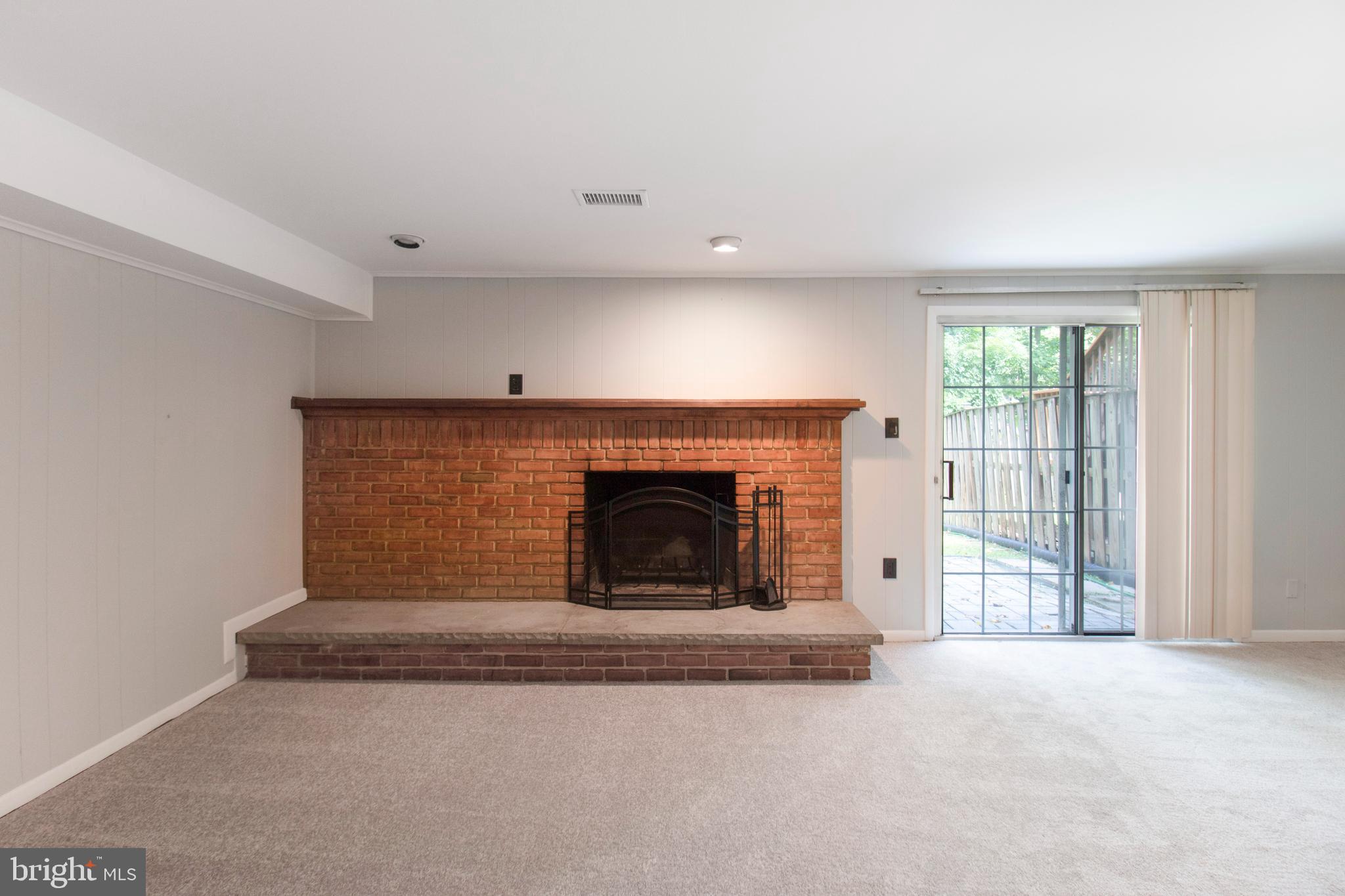 9026 Fox Grape Lane Springfield, VA 22152 - Photo 25 of 58 Gallery Image 25