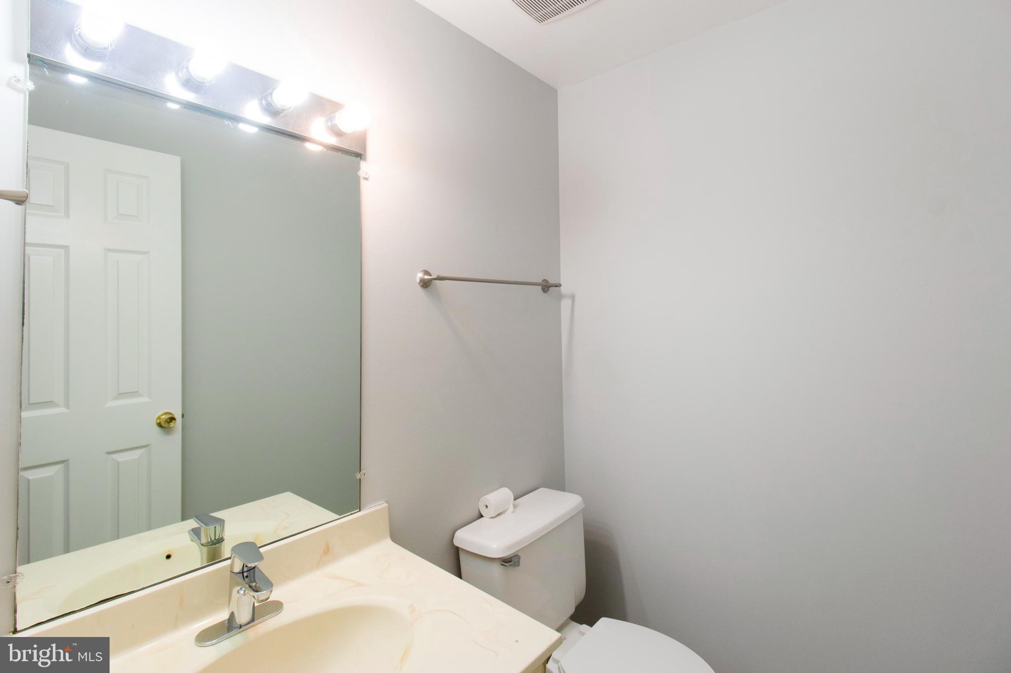 9026 Fox Grape Lane Springfield, VA 22152 - Photo 28 of 58 Gallery Image 28