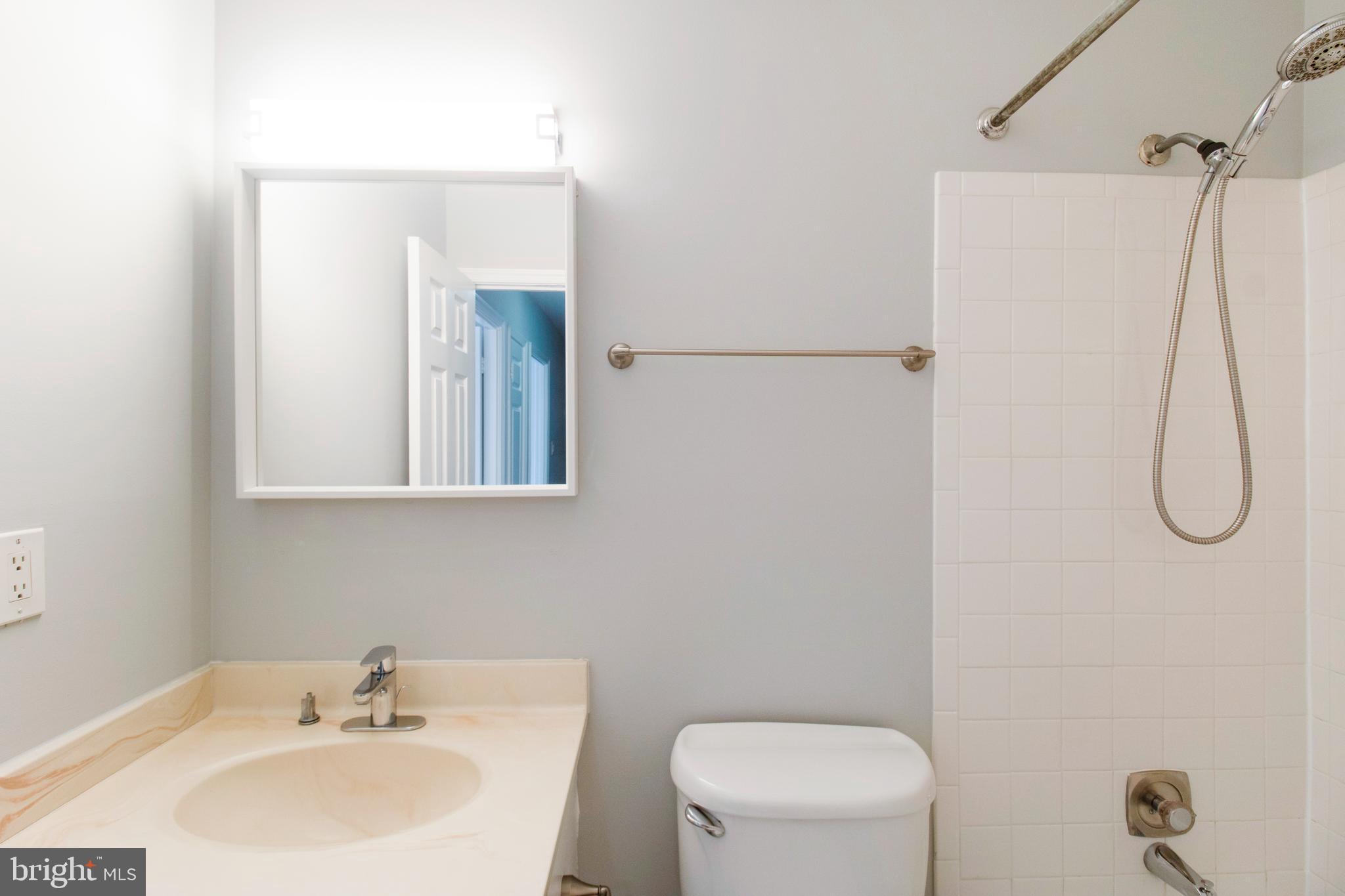 9026 Fox Grape Lane Springfield, VA 22152 - Photo 36 of 58 Gallery Image 36