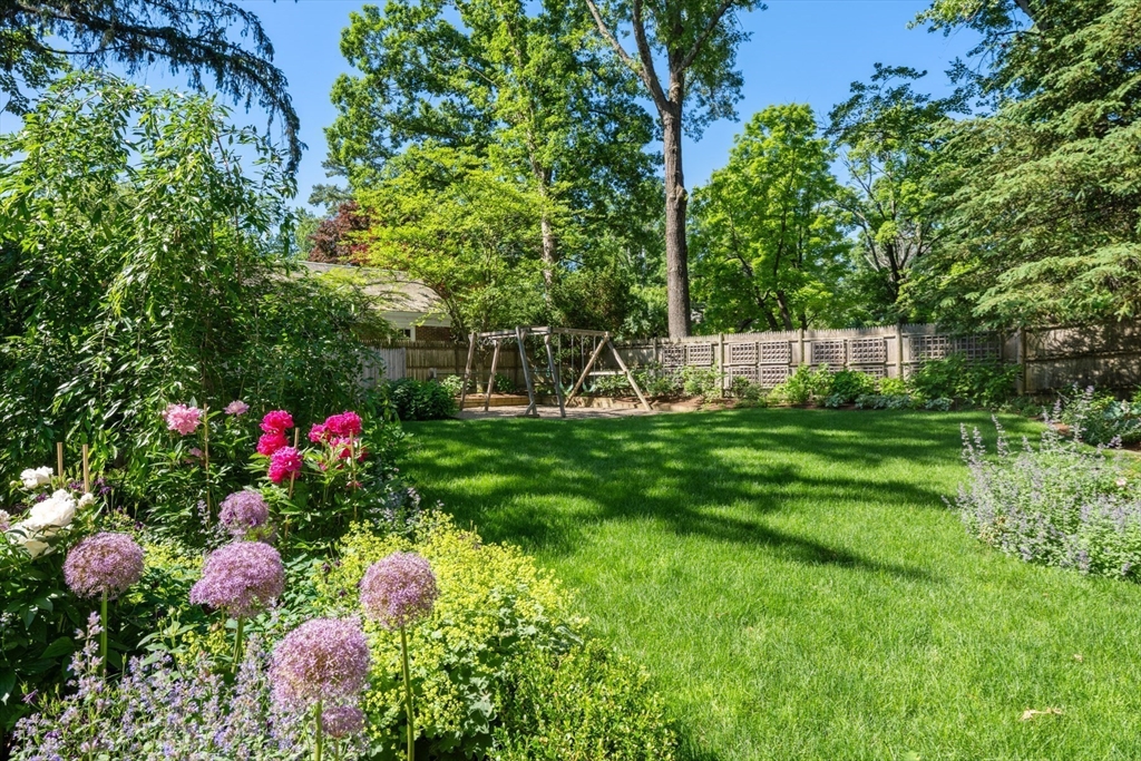 133 Abbott Road Wellesley, MA 02481 - Photo 40 of 42