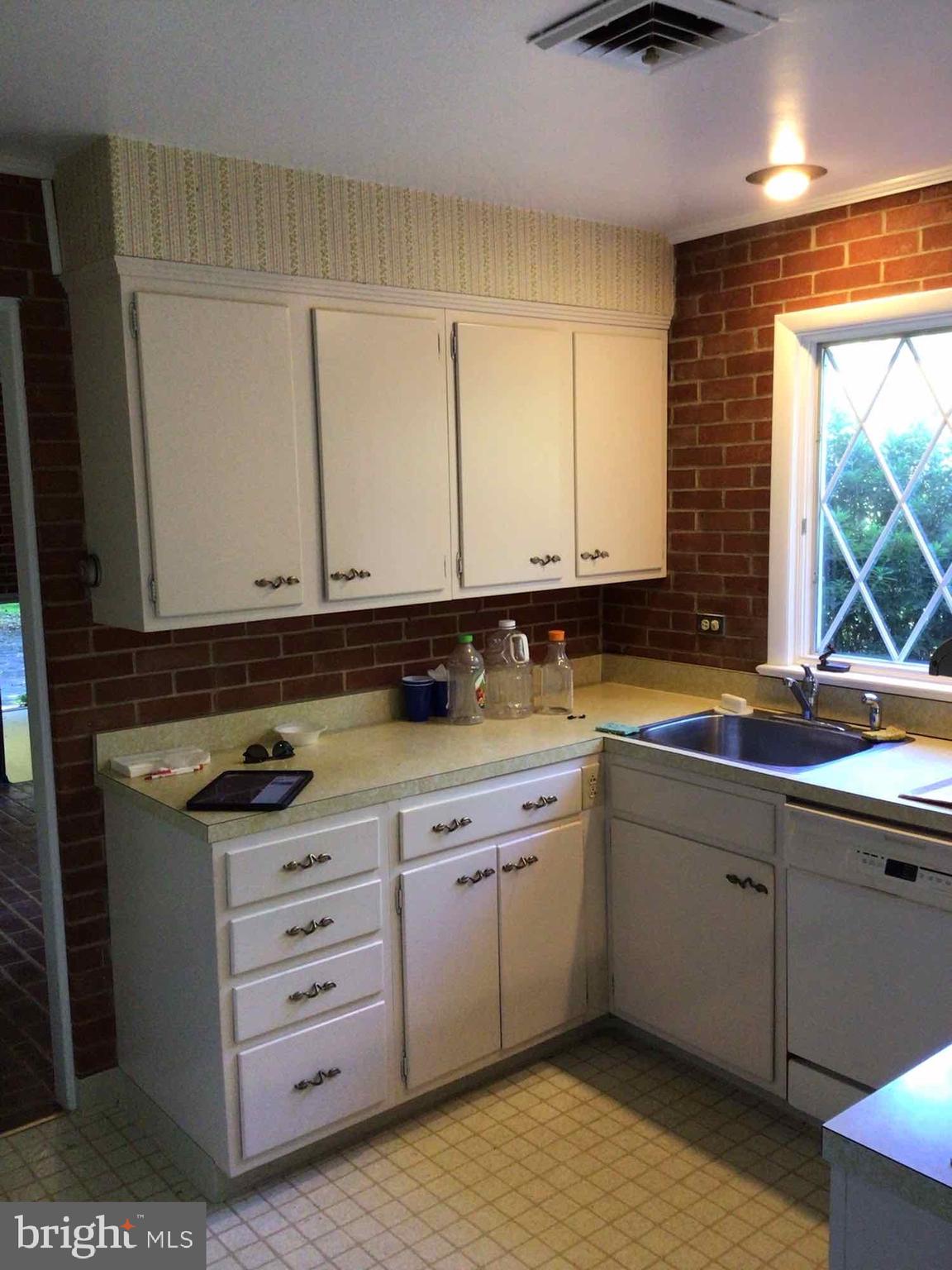 4306 Green Glade Road Phoenix, MD 21131 - Photo 2 of 18 Gallery Image 2