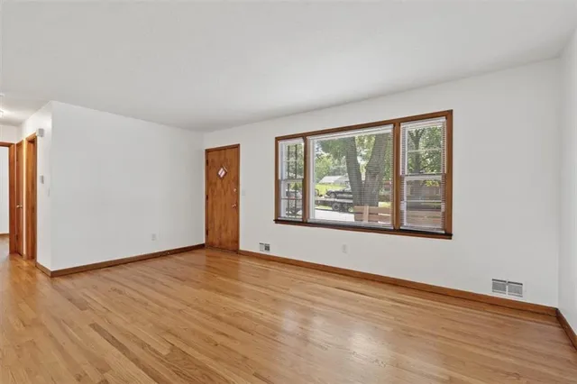 $216,900 | 4850 Wood Avenue, Kansas City, KS 66102