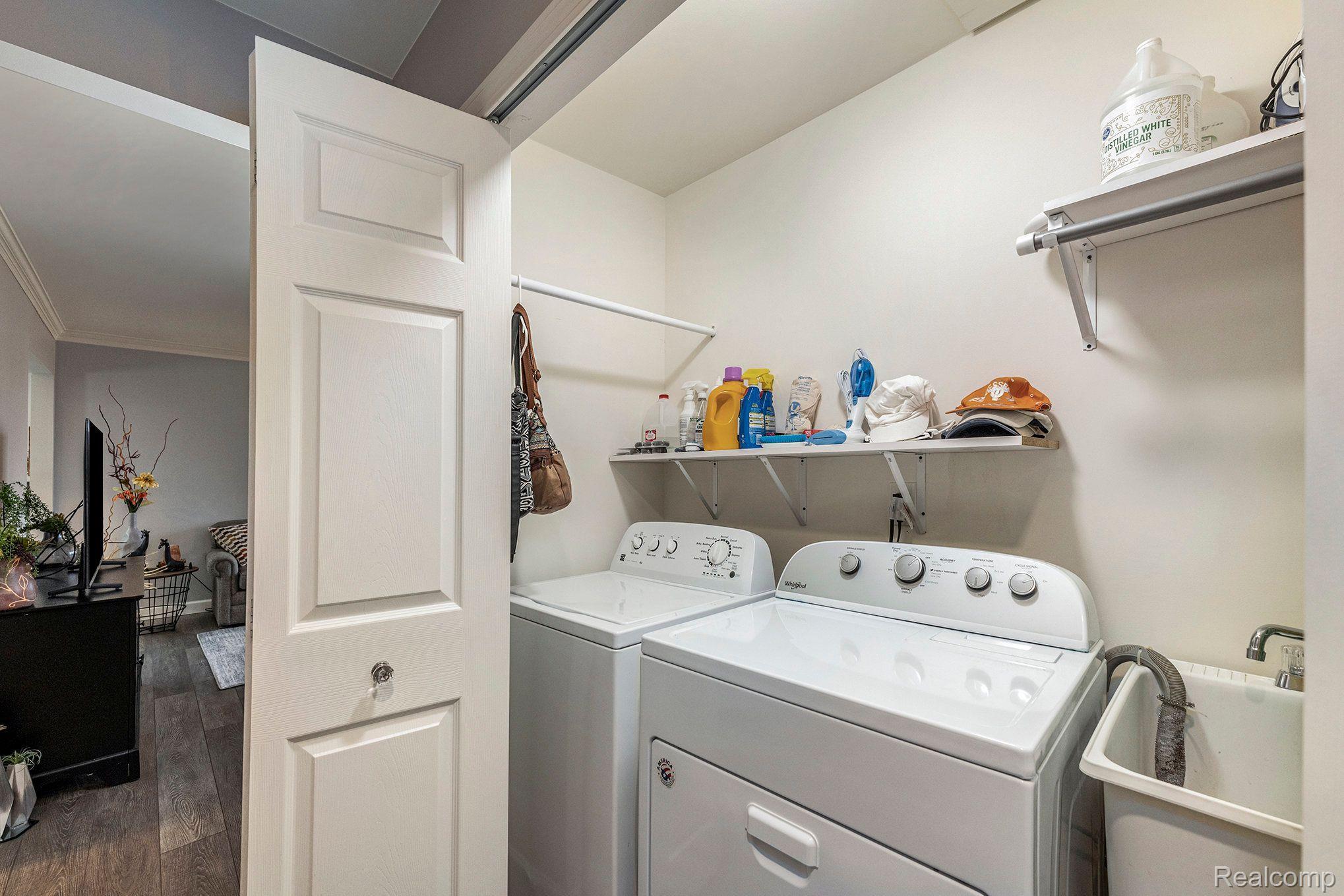 254 Meadow Bridge Drive Rochester, MI 48307 - Photo 21 of 24 Gallery Image 21
