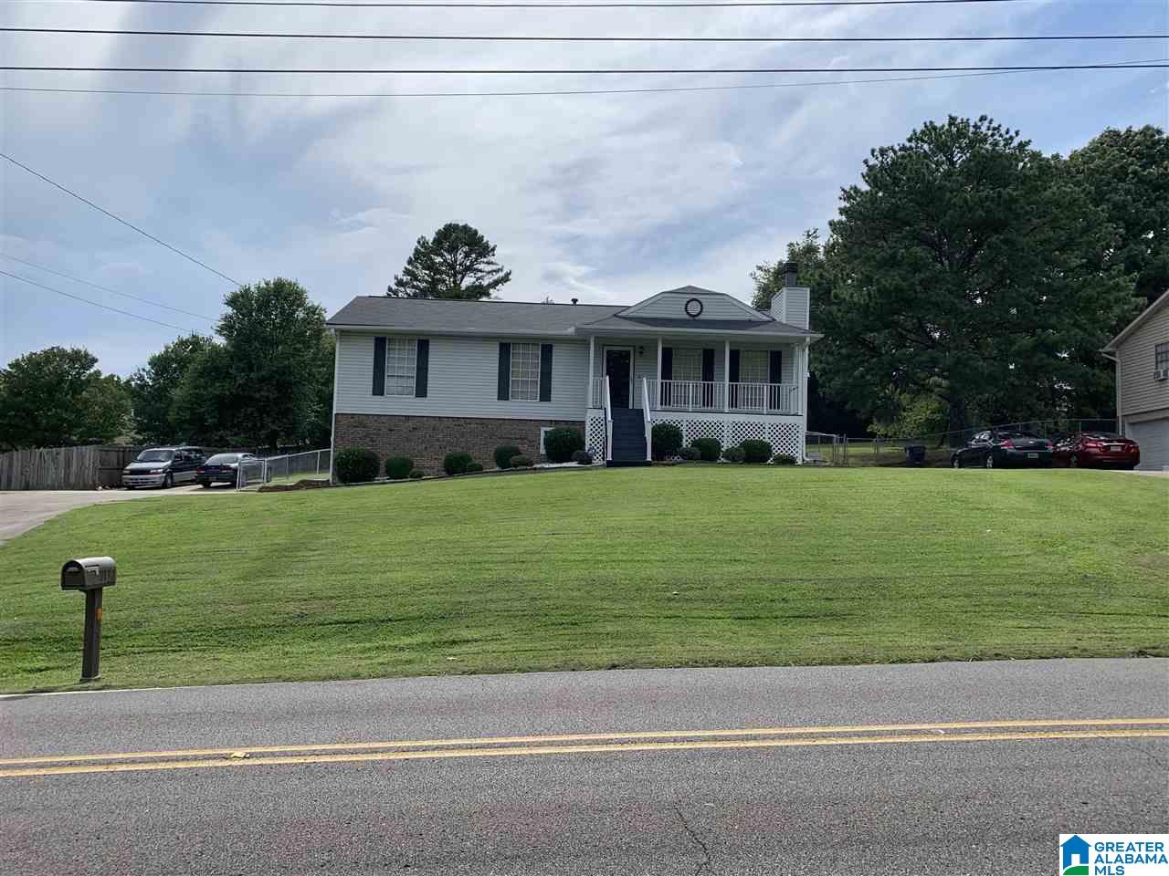 2132 Brewster Road Birmingham, AL 35235 - Photo 2 of 19